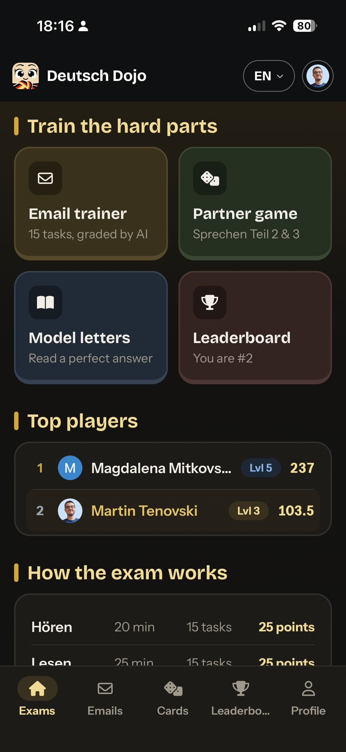 Deutsch Dojo in dark mode, showing the training modules and top players