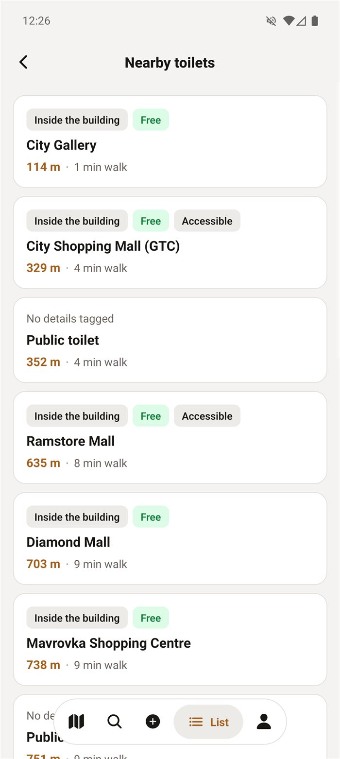 Every nearby toilet as a list, sorted by distance, in light mode
